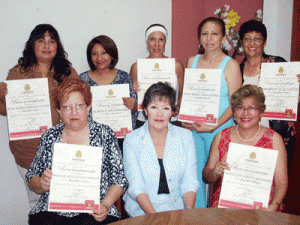 Reconocimiento al desempeño docente  foto: Aracely Hernández Periodico Universo UV