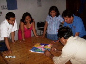 tallerlenguasespinal1_110608 Profesores de la Sede Espinal, Región Totonacapan (Roberto Vázquez, Daisy Bernal, Cristina Sosa, Humberto Encarnación, Epifanio Hernández)