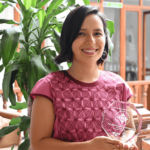 Imagen Egresada del Citro UV fue reconocida en congreso de etnobiología