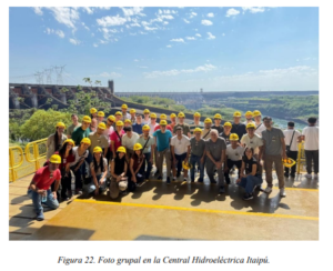 Foto grupal Central Hidroeléctrica Itaipú