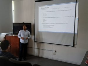 Heber Ávalos Viveros presentando