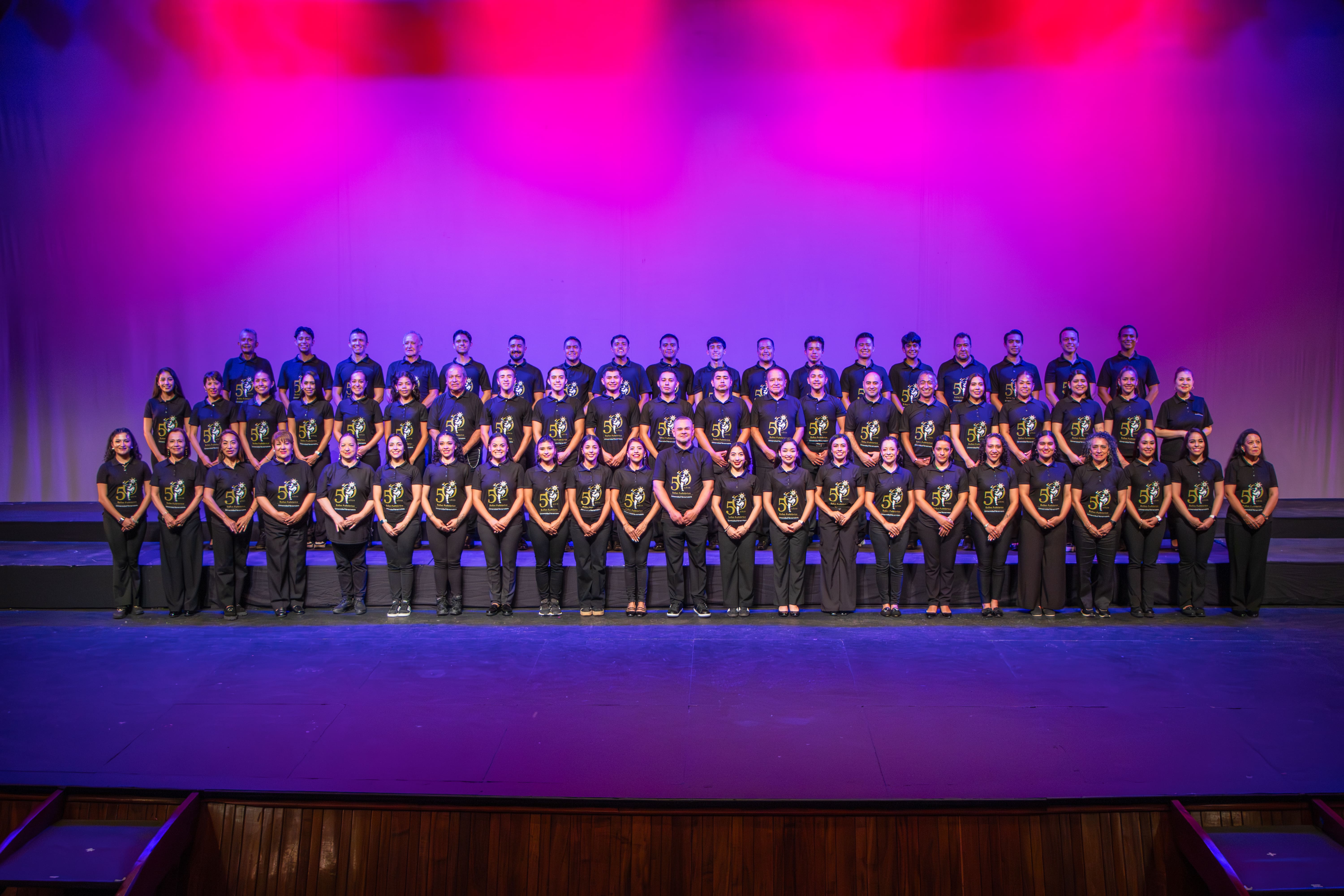 Imagen 50 años de danza, tradición y orgullo: el Ballet Folklórico UV celebra su aniversario con una gran presentación