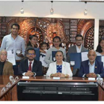 Imagen 20 egresados UV ganaron el Premio Ceneval-EGEL