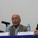 Dr. Oscar Zanetti presentando en libro "Historia económica de Veracruz. Miradas múltiples", coordinado por el Dr. Feliciano