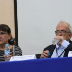 Dra. Guadalupe Vargas y Dr. Joaquín González presentando en libro "Historia económica de Veracruz. Miradas múltiples", coordinado por el Dr. Feliciano