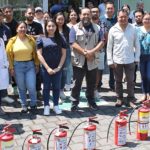 Imagen La comunidad del INBIOTECA recibió capacitación sobre uso de extintores
