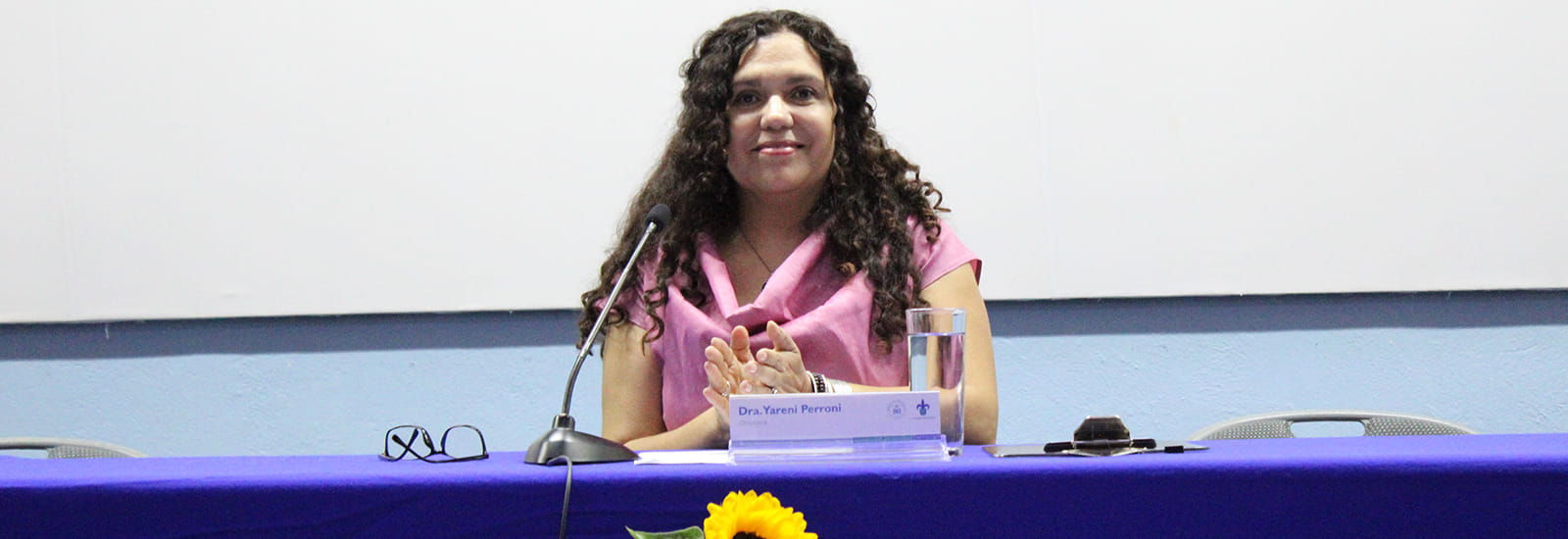 Imagen Académica del INBIOTECA y Coordinadora de Cátedras de Mujeres en la Ciencia y la Tecnología, participó en la Segunda Jornada por la Excelencia