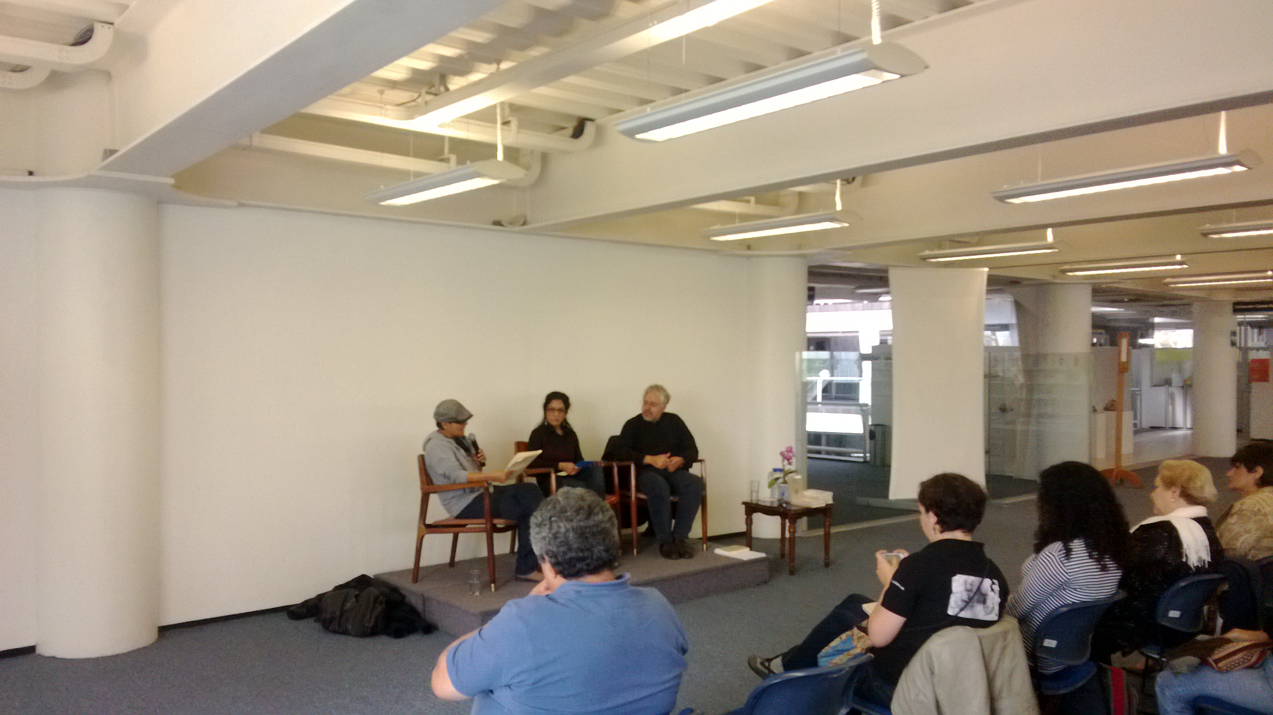 Martes de Lectores y Lecturas Recital del escritor y poeta Antonio