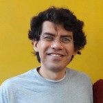 Imagen Egresado de Música realiza labor pedagógica en Holanda