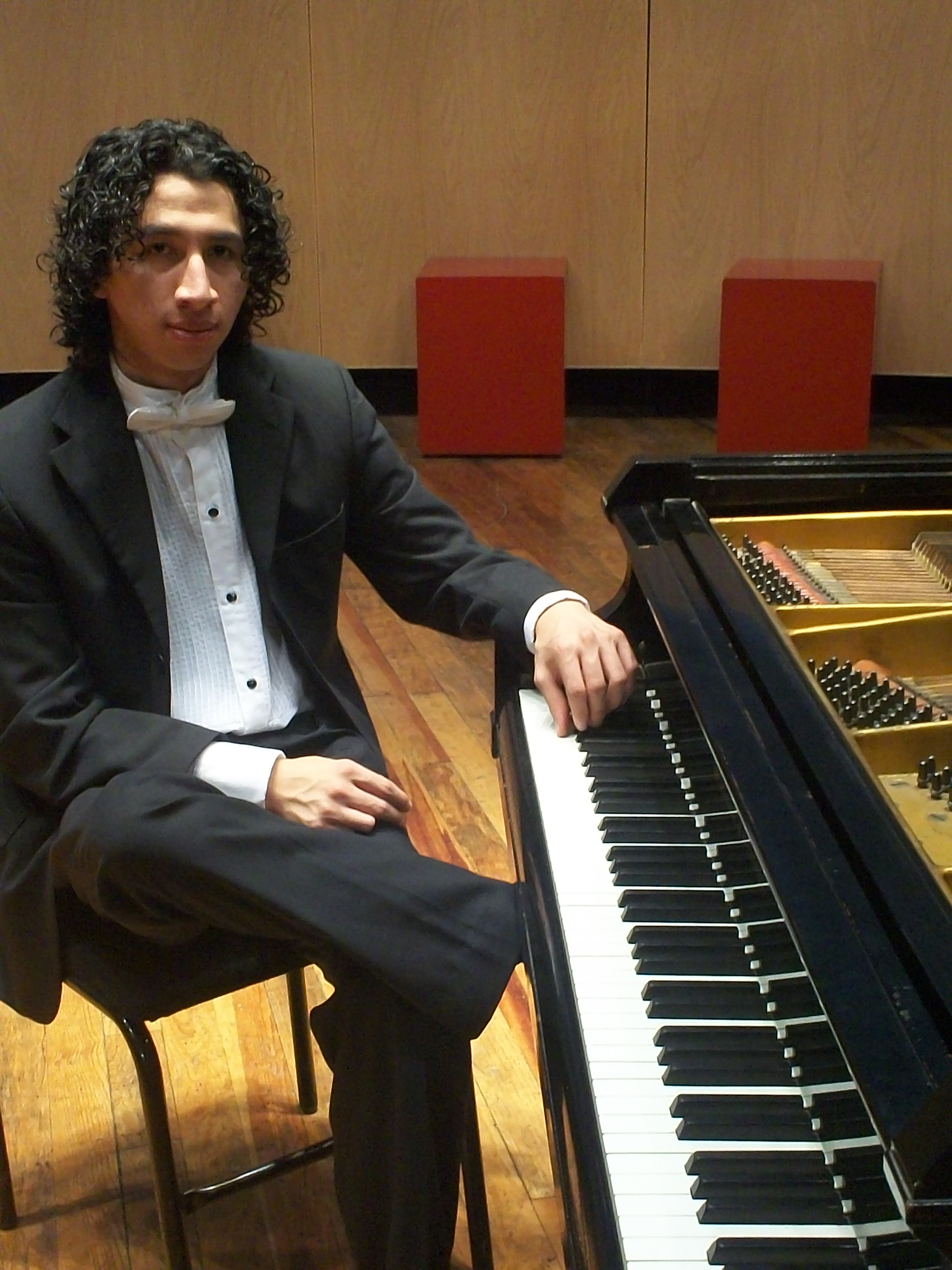 Fabrizzio Vargas fabrizzio-vargas