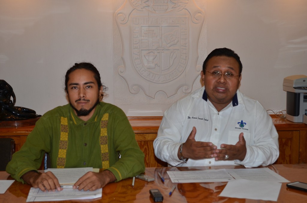 Daniel Vargas y Ascensión Sarmiento dieron a conocer las actividades del Segundo Festival de la Diversidad Cultural del Totonacapan.