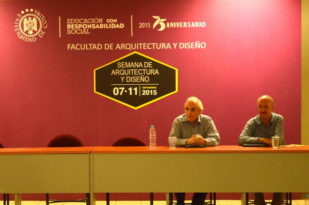 Gabriel Gómez-Azpeitia y Adalberto Tejeda durante la presentación en la Universidad de Colima.