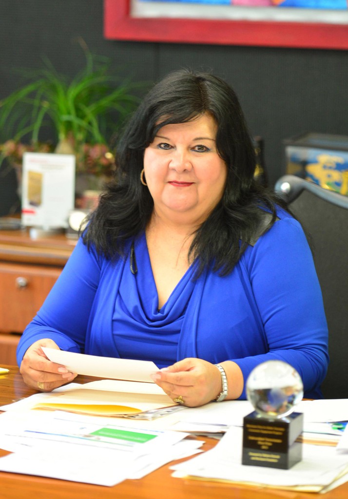 Clementina Guerrero García, secretaria de Finanzas y Administración de la UV.