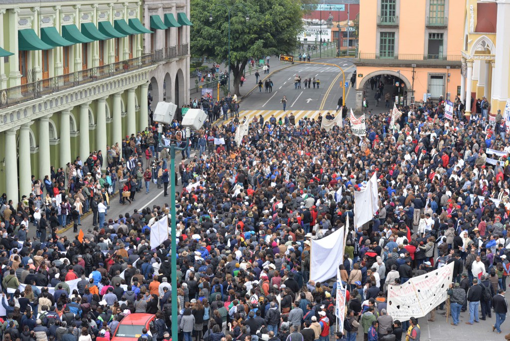 Se presentaron de todas las regiones para manifestarse públicamente por los pendientes financieros, la reducción al presupuesto y la iniciativa de reforma a la ley del IPE 