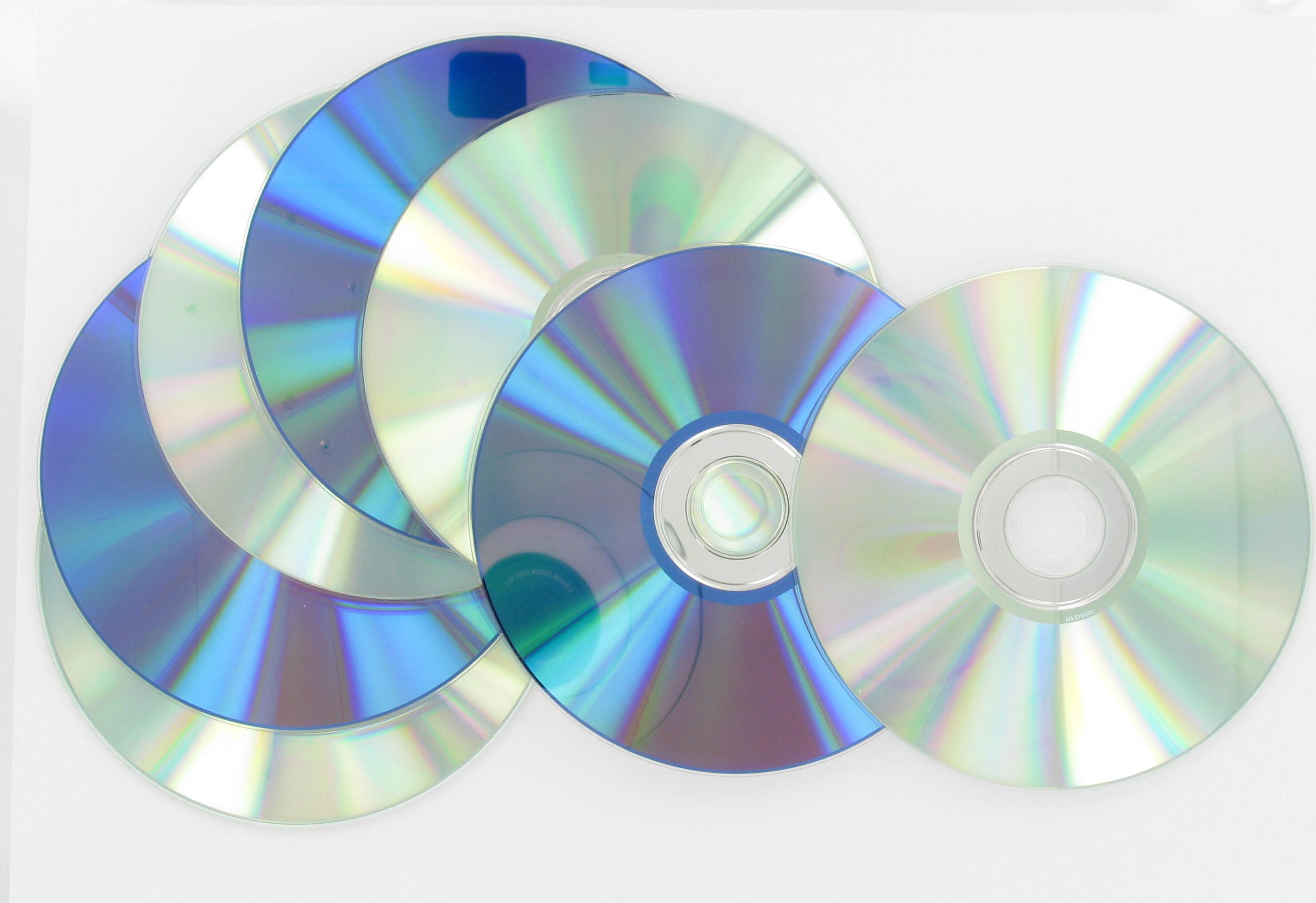 Интернет магазин круг. Двд диск. CD DVD диски. Компакт диски с фильмами. Дивиди диски.