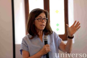 Carmen de la Peza, investigadora de la UAM, dictó la conferencia.
