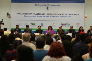 : El Foro “La Reforma Financiera en México y su impacto en la sociedad” se desarrolló en la USBI-Xalapa. 