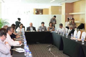 En la UDUAL 2015, rectores participaron en una mesa de análisis.