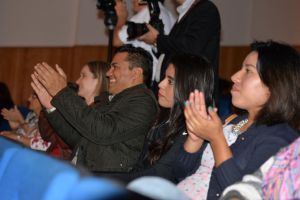 La cantautora brasileña puso a bailar en sus asientos a todos los asistentes.