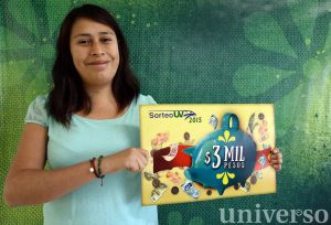 Arelis, estudiante del Área Académica Económico-Administrativa.