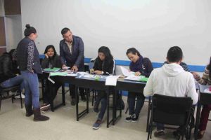 La Facultad de Enfermería impartió el curso-taller Violencia Contra las Mujeres, para sensibilizar a sus estudiantes.