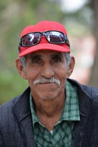 “Don Tiolino”, pescador alvaradeño que colabora con la Universidad en la preservación del manatí.