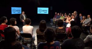 La plataforma Voto Informado Veracruz 2016 es un proyecto que contribuye a la construcción de una cultura democrática al promover un diálogo directo y abierto entre la ciudadanía y los actores políticos, afirmó José Alejandro Bonilla Bonilla, consejero presidente del Organismo Público Local Electoral (OPLE) de Veracruz, al asistir como invitado al primer programa de Diálogos Públicos, impulsado por la Universidad Veracruzana (UV) y la Universidad Nacional Autónoma de México (UNAM).