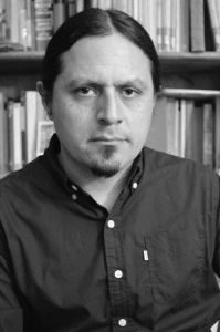 Alejandro Arteaga y su colega ganaron la décima edición del premio literario