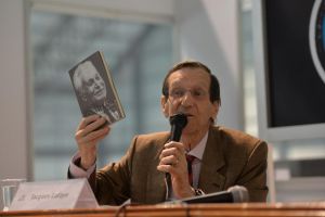 Jacques Lafaye presentó en la FILU su libro Un humanista del siglo XX, Marcel Bataillon