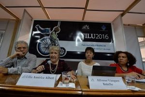 Lilia América Albert presentó el libro México tóxico, editado por Siglo XXI, en el marco de la FILU 2016