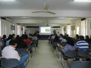 Se han impartido pláticas informativas a toda la comunidad universitaria