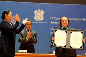 El CUG aplaude y reconoce la trayectoria del músico