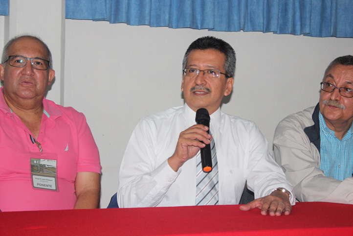 Rafael Díaz Sobac, director general del Área Académica Técnica de la UV