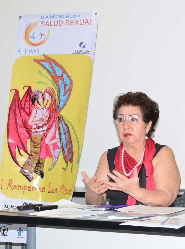 Rosa Luisa Acuña Rendón, secretaria de la Femess