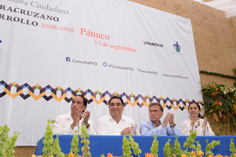 Pánuco fue sede del cierre de los Foros de Consulta del Plan Veracruzano de Desarrollo que organizó la UV