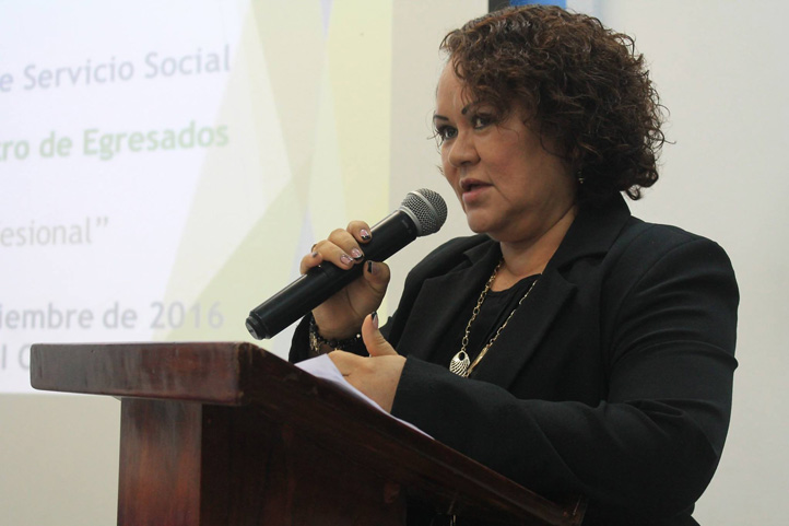 Leticia Cortaza Ramírez, directora de la Facultad de Enfermería
