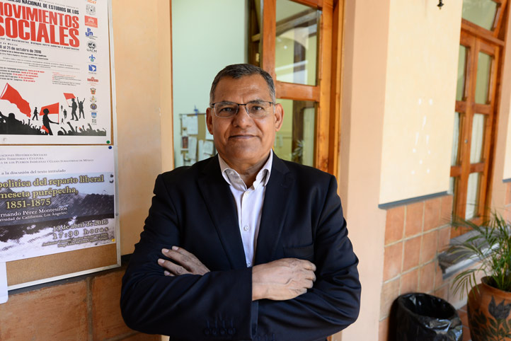Juan Ortiz Escamilla, investigador del IIH-S de la UV, recibió la titularidad de la Cátedra Institucional “Primo Feliciano Velázquez”