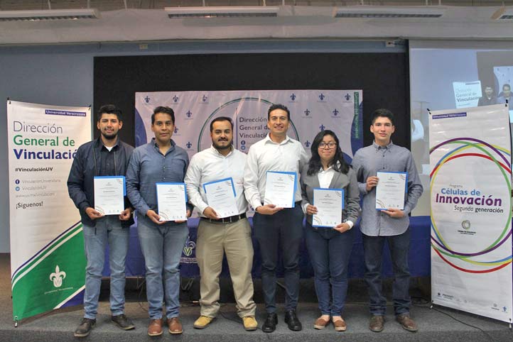 Estudiantes de la segunda generación de “Células de innovación”
