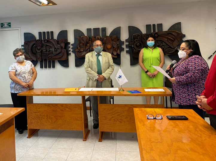 Alicia Martínez Flores agradeció a las autoridades universitarias la confianza depositada para ocupar la secretaría de Odontología 