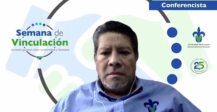 José Luis Sánchez Castro, coordinador de proyectos del Área Académica de Ciencias Biológicas y Agropecuarias, habló sobre los proyectos de rescate de las cuencas de los ríos y las Casas UV 