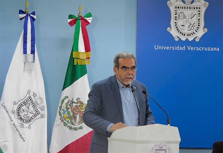 El rector Martín Aguilar expresó que los foros se caracterizan por el diálogo y comunicación horizontal