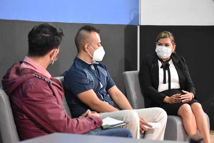 Durante la participación se destacó la inclusión que ofrece la UV a sus egresados
