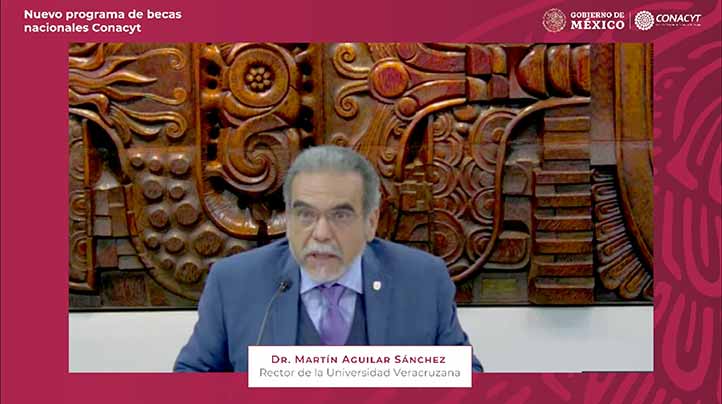 Martín Aguilar Sánchez, rector de la UV, manifestó el compromiso de la institución para apoyar a los que soliciten beca 