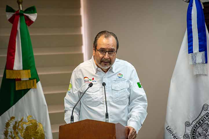 José Carlos Pisaña, director regional de Planicie Costera y Golfo de México de la Conanp, calificó como fundamental la participación de la UV en la conservación de las ANP 