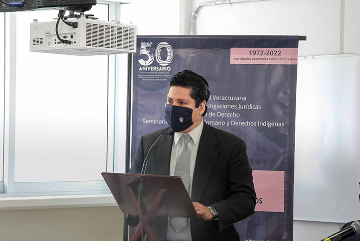 Alberto Cruz Silva, director de la Facultad de Derecho, inauguró el ciclo de eventos académicos conmemorativos