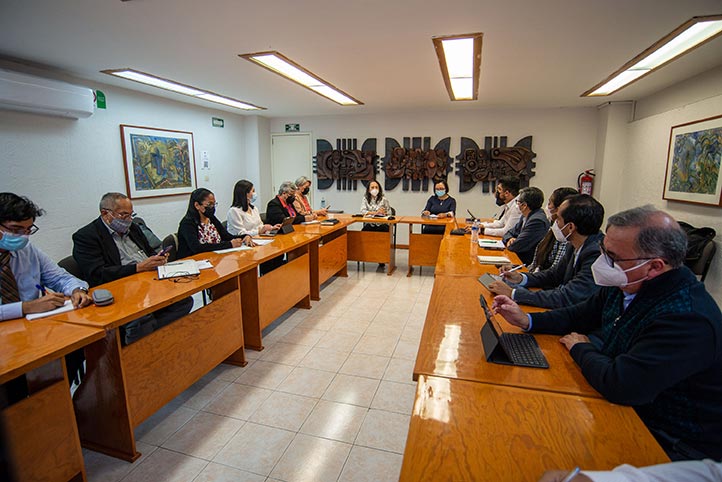 La Comisión Transitoria para la elaboración del Anteproyecto de Ley Orgánica de la Universidad Veracruzana está encabezada por la Abogada General, Marisol Luna Leal.