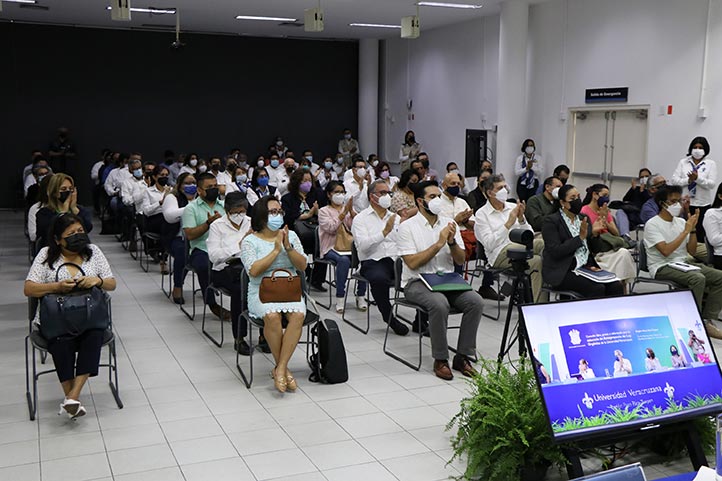 Gran asistencia al foro realizado en la USBI de la región Poza Rica-Tuxpan