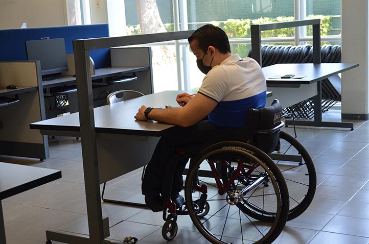 Se contó con espacios adecuados para solicitantes con discapacidad