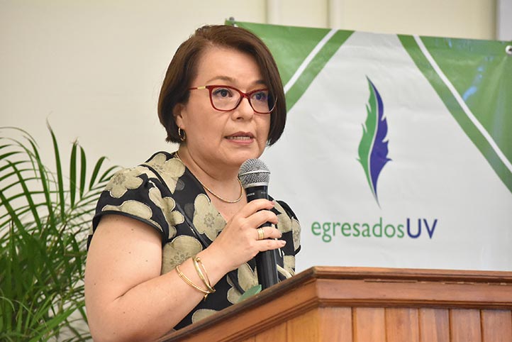  Patricia Espinosa García, secretaria Académica regional, dio la bienvenida a los asistentes