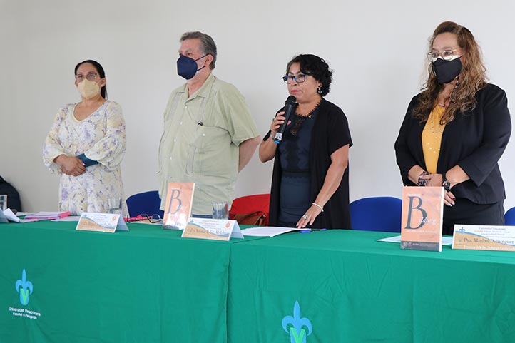 La inauguración fue realizada por Yolanda González Molohua, directora general del Área Académica de Humanidades